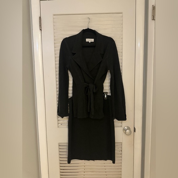 Calvin Klein Charcoal Gray Elevated Belted Wool Cardigan and Skirt set - Picture 6 of 8